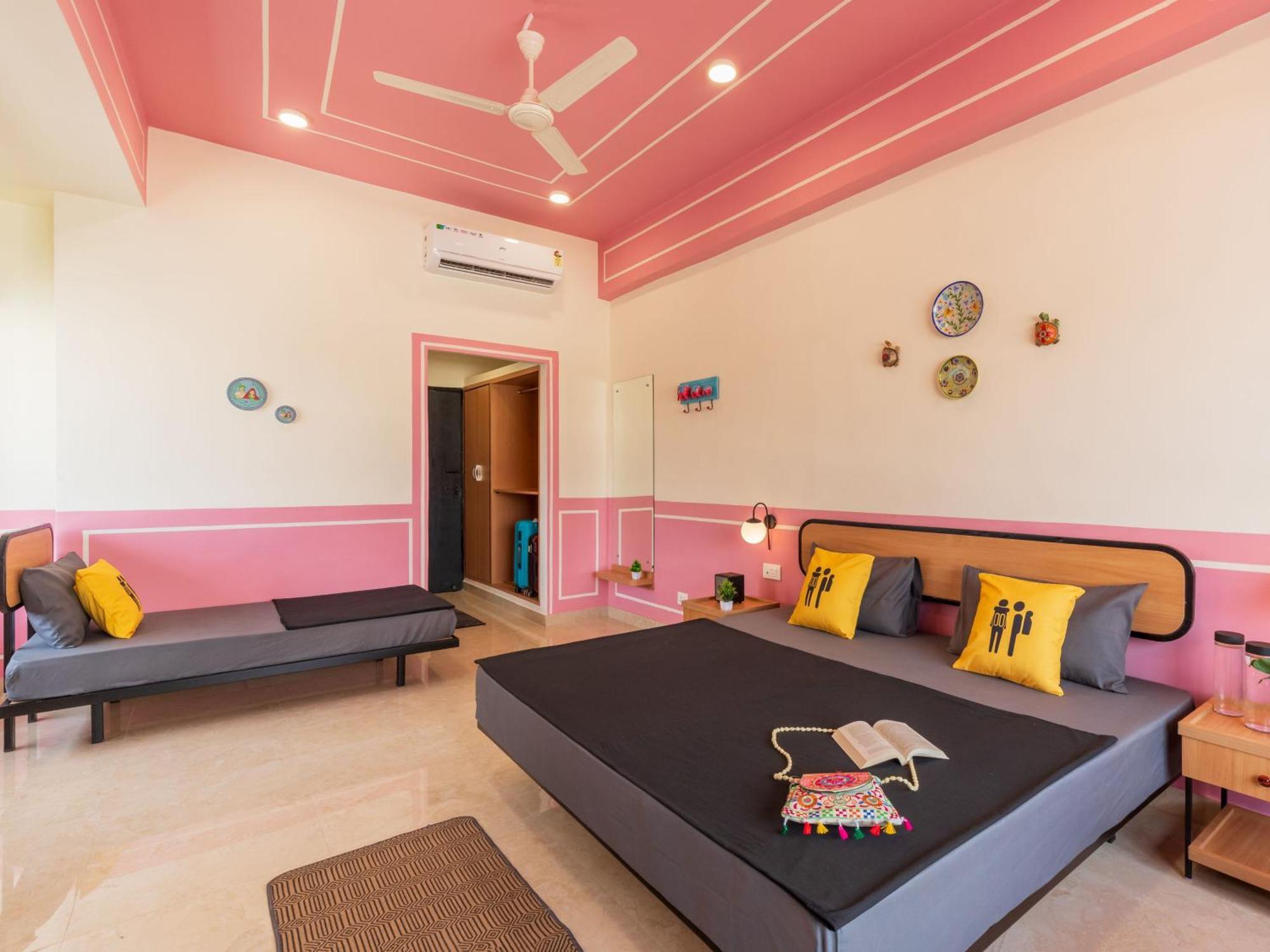 The Hosteller Jaipur, Mi Road Eksteriør bilde